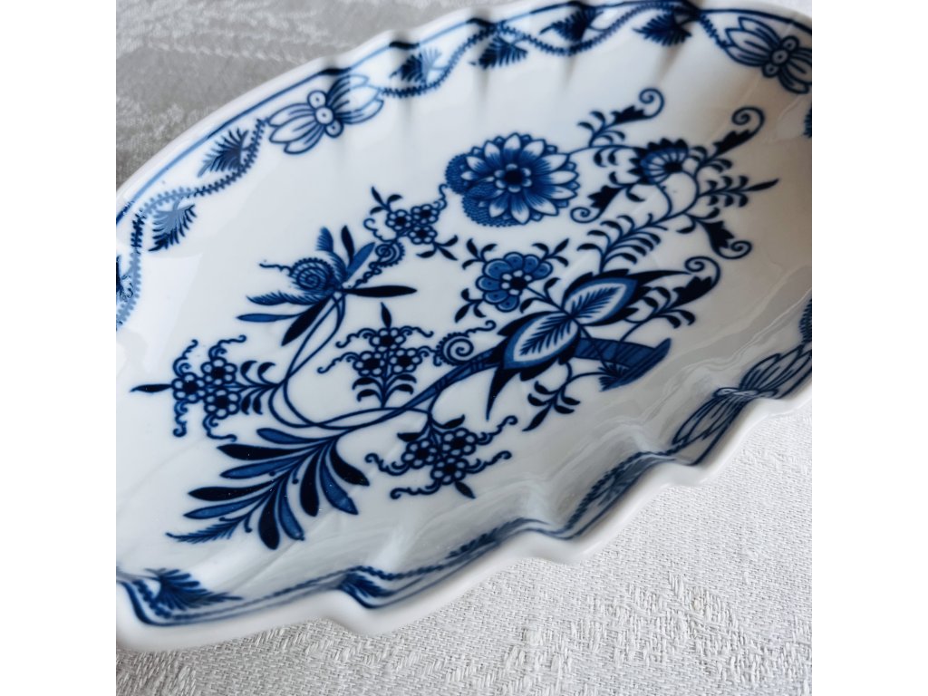 Talíř 15 x 24 cm. Meissen.