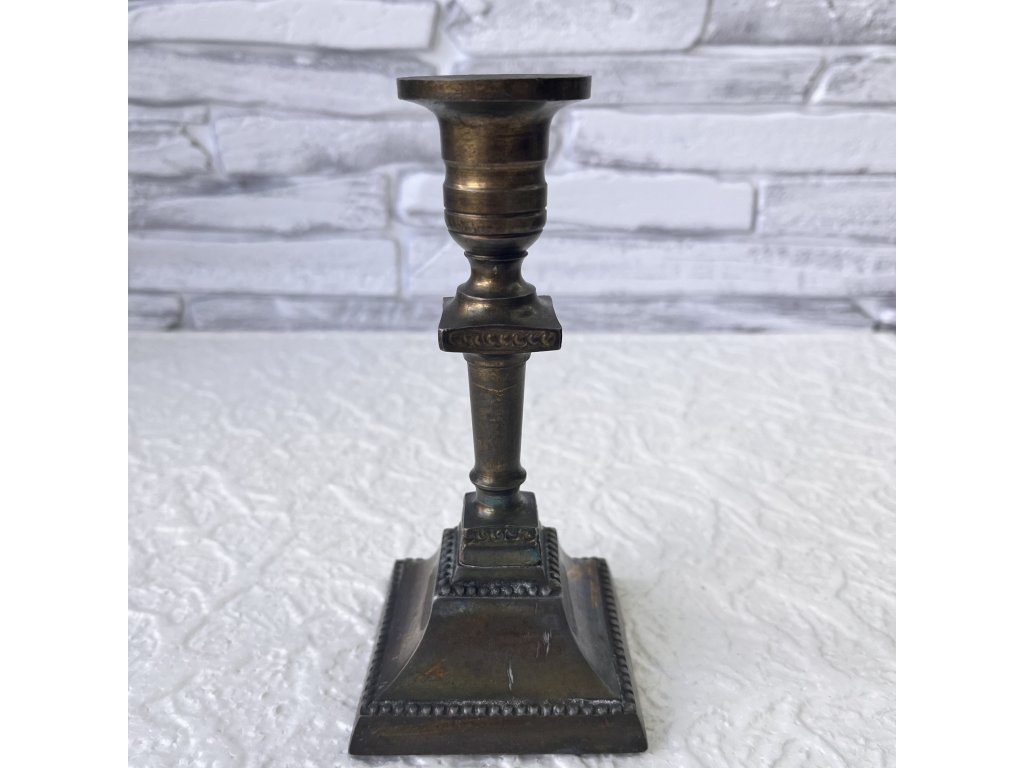 Svícen. Kov. 16cm