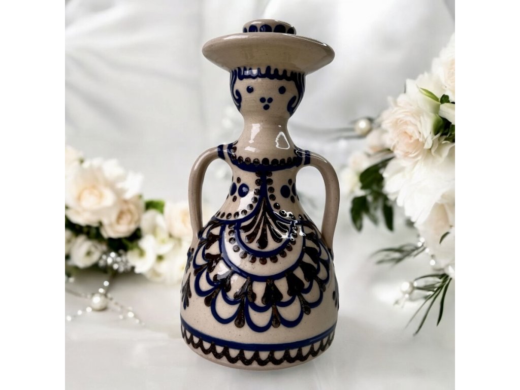 Svícen. Keramika. 18.5 cm. 