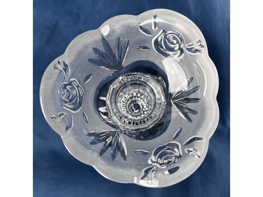 Svícen křišťálový.  14 cm.