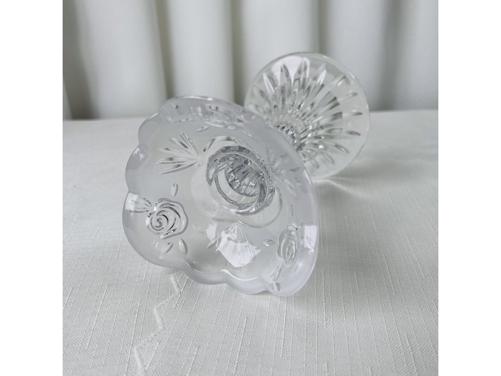 Svícen křišťálový.  14 cm.