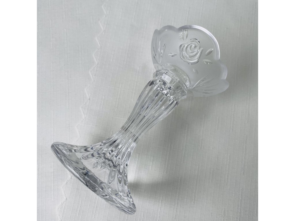 Svícen křišťálový.  14 cm.