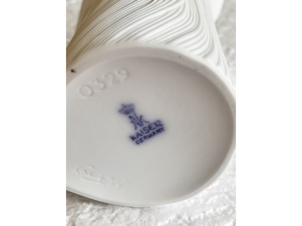 Váza. Porcelán biskvit. Kaiser. Germany.