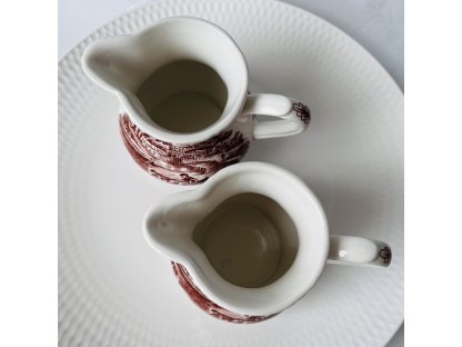 Mlékovka. 180 ml.  J.Broadhurst Ironstone. 
