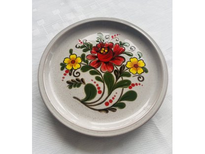 Talíř. Keramika. 19,5cm.