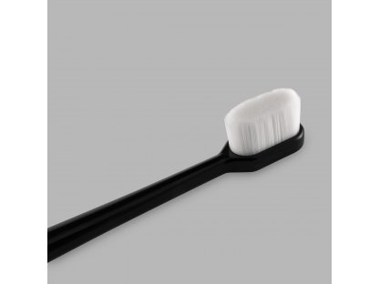 Extra měkký Micro Nano zubní kartáček (bílé ploché štětiny)