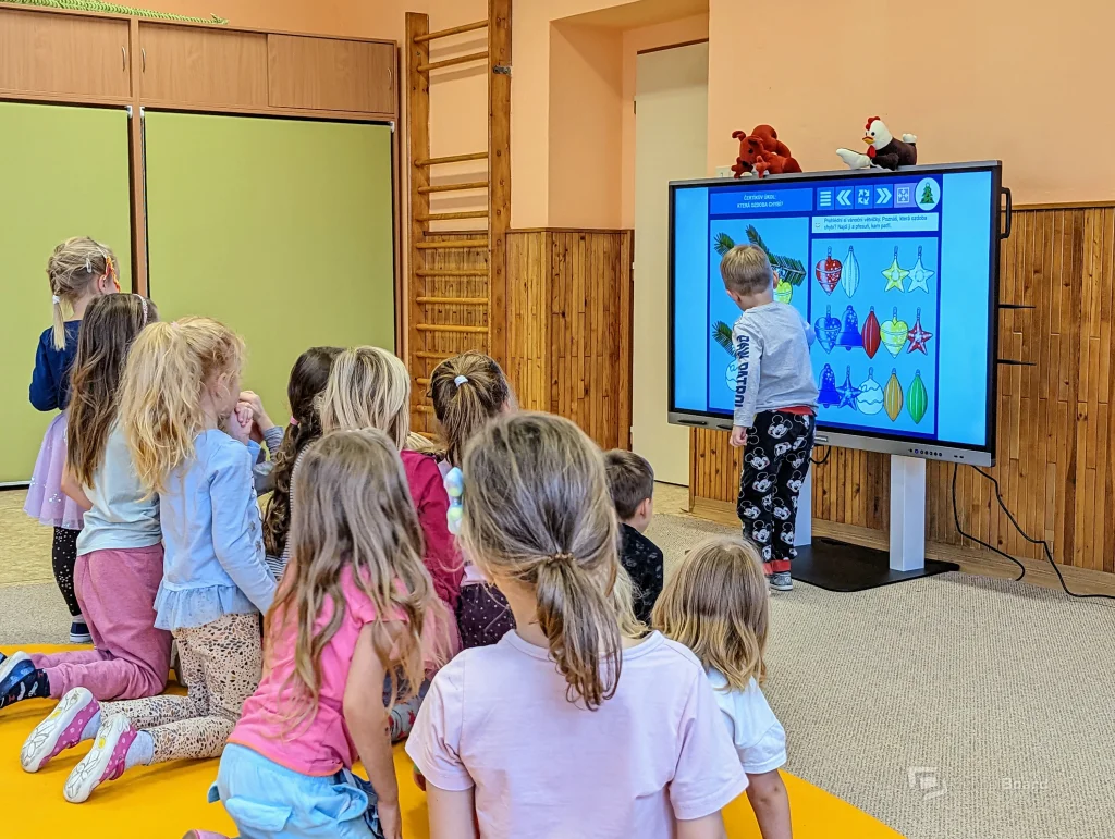 Řada PREMIUM 65″, 75″, 86″, 98″