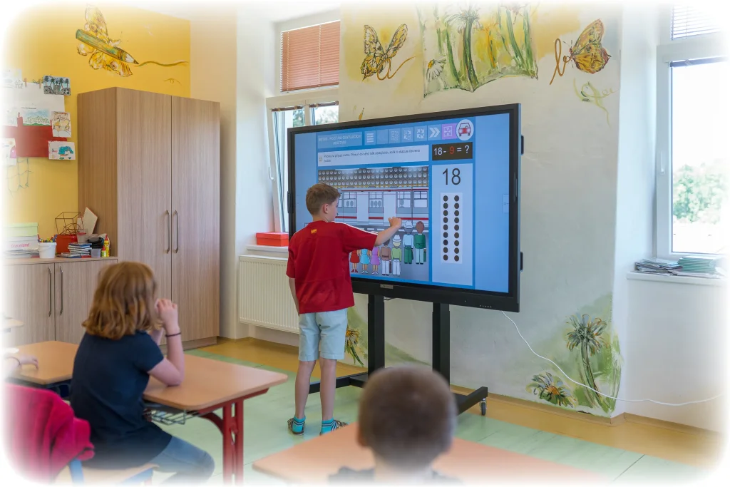Řada PREMIUM 65″, 75″, 86″, 98″