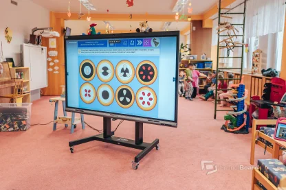 Řada PREMIUM 65″, 75″, 86″, 98″