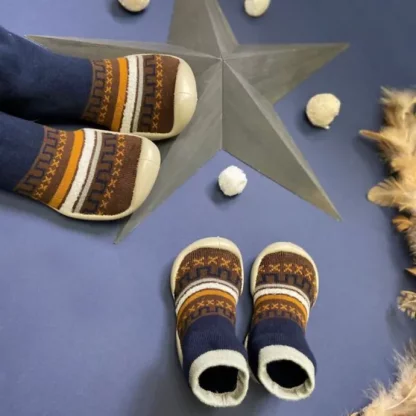CAPÁČKY - COLLÉGIEN -  Chaussons Inuit