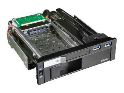 AKASA Lokstor M51 - 2.5" a 3.5" HDD rack do 5,25"