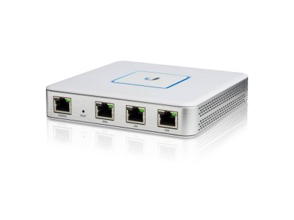 UBNT UniFi Security Gateway (USG)