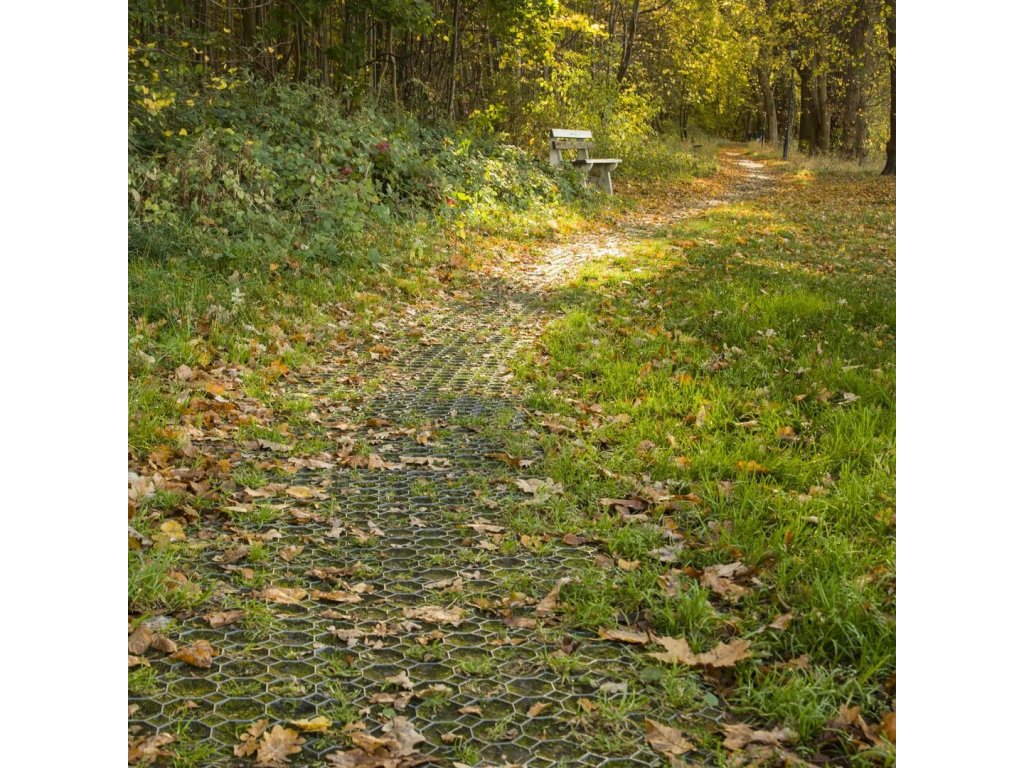 Čierna plastová zatrávňovacia dlažba FLOMA Stella Green - 50 x 50 x 5 cm