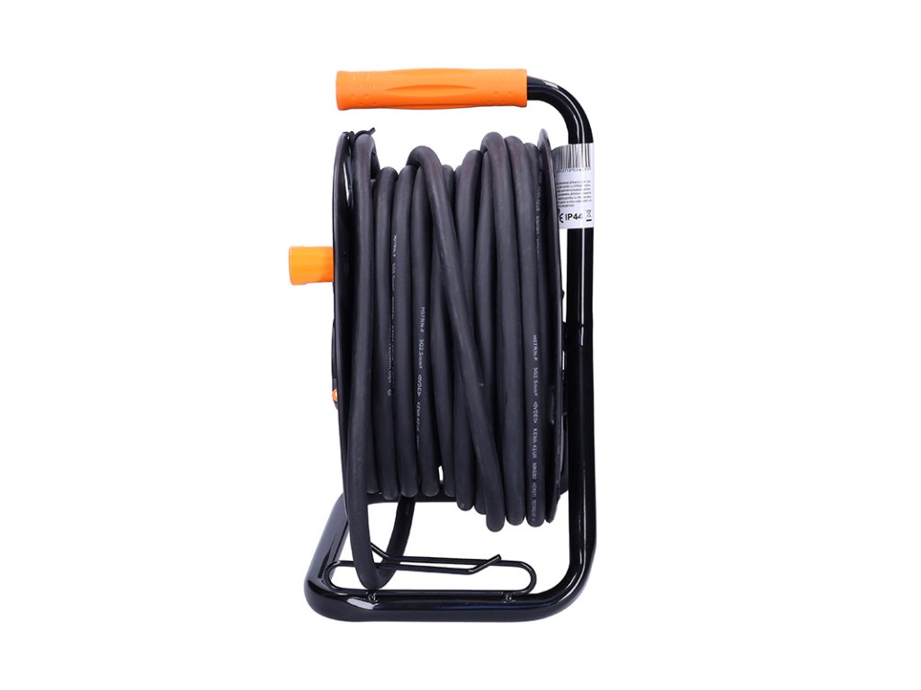 Solight predlžovací prívod - na bubne, 4 zásuvky, 25m kábel guma-neoprén, 3x 2,5mm2, IP44