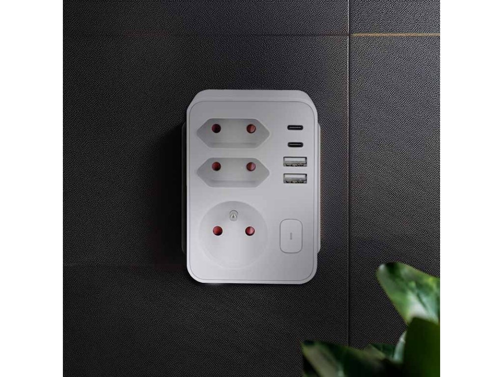 Solight rozbočovač, 1x 16A + 2x 2,5A, 2xUSB A+C, biely, vypínač