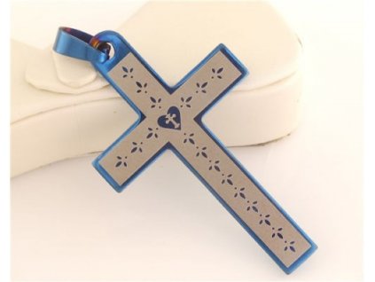 Křížek s modrým olemováním