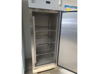 Nerezová skříňová lednice 650 L - novinka
