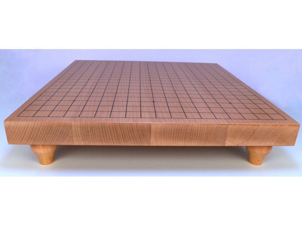Dřevěný stoleček z buku 19x19, 36 mm