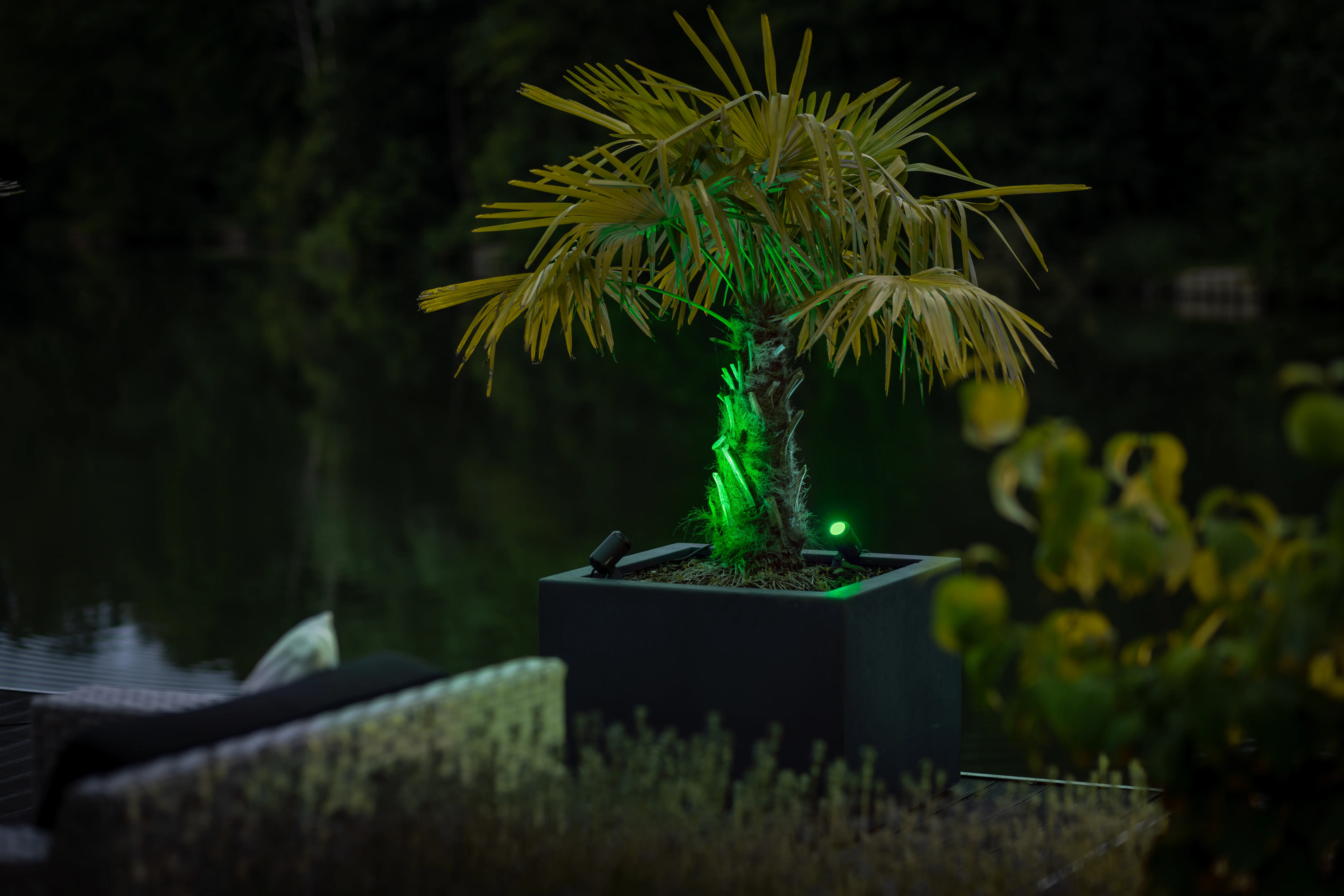 Zjistěte, co umí nové inteligentní 12V zahradní osvětlení LiGHTPRO s podporou Zigbee