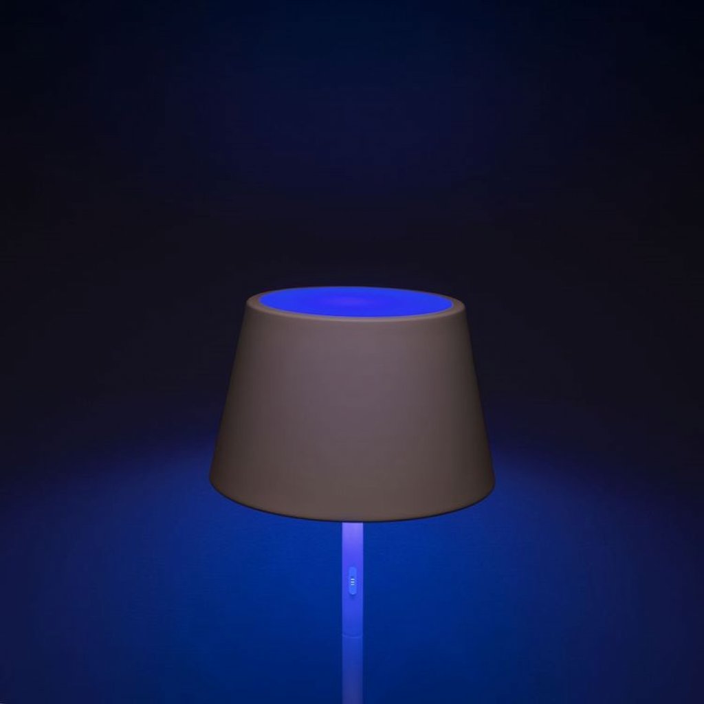 Multifunkční lampa na terasu Pomezia, USB nabíjení, LED bílá+RGB, Konstsmide