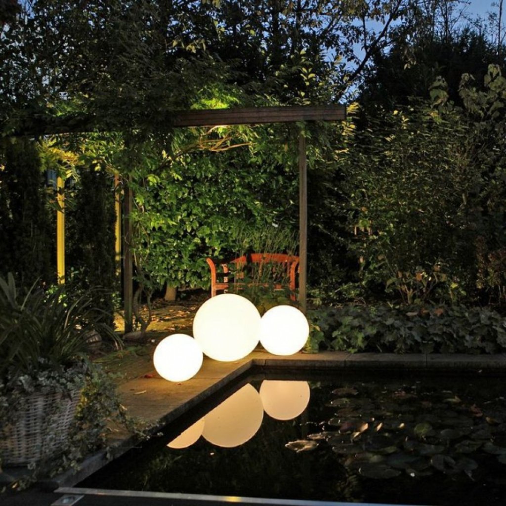 ROUND 50cm, venkovní svítící koule s RGB LED 4W, 12V, dálkový ovladač, Garden Lights