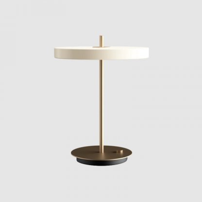 Asteria table 2305 stolní lampa s USB, perleťově bílá/mosaz, Umage