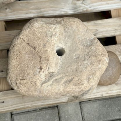 Malá zahradní fontána s přírodním labským kamenem a kompletním fontánovým příslušenstvím