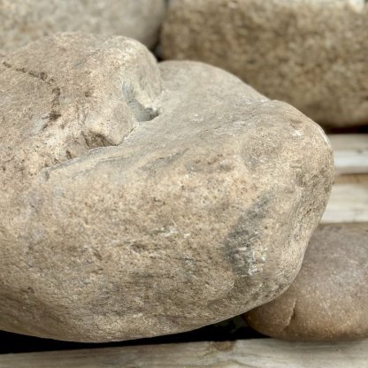 Malá zahradní fontána s přírodním labským kamenem a kompletním fontánovým příslušenstvím 2