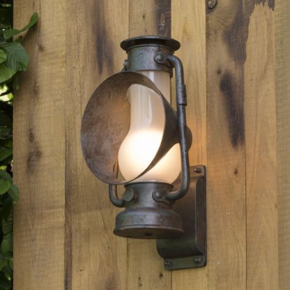 WL3440 Robers venkovní nástěnné svítidlo ve tvaru petrolejové lucerny