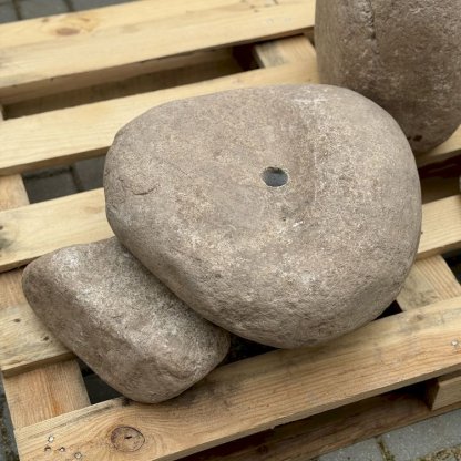 Zahradní fontána s přírodním labským kamenem a kompletním fontánovým příslušenstvím