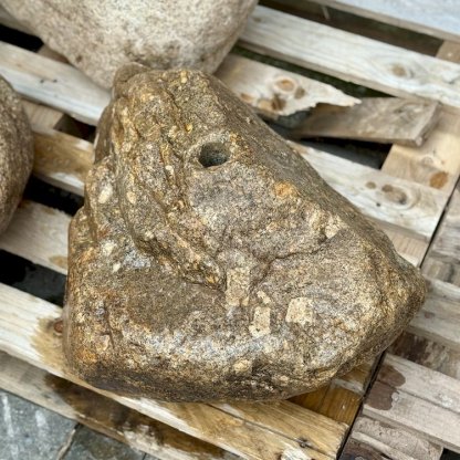 Zahradní fontána s přírodním labským kamenem a kompletním fontánovým příslušenstvím 2