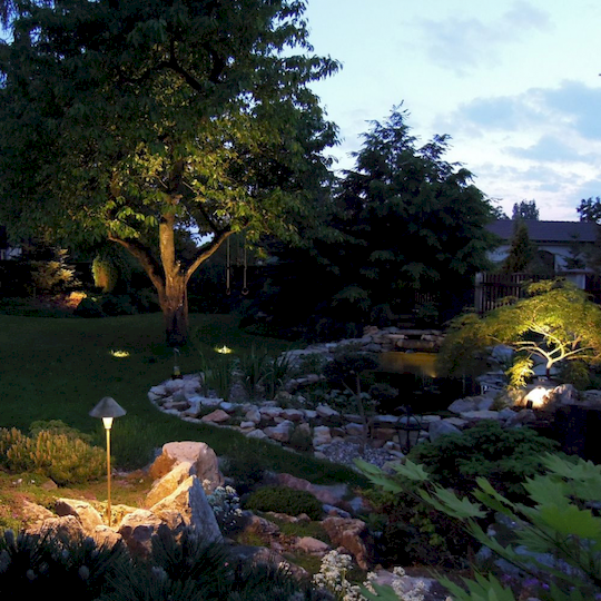 Osvětlení zahrady zahradní osvětlení 12V návrhy a instalace