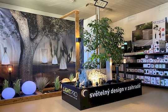 Showroom zahradní osvětlení HOLAS Lighting Černošice u Prahy