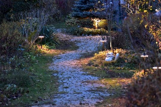 Osvětlení zahrady návrh a realizace HOLAS Lighting