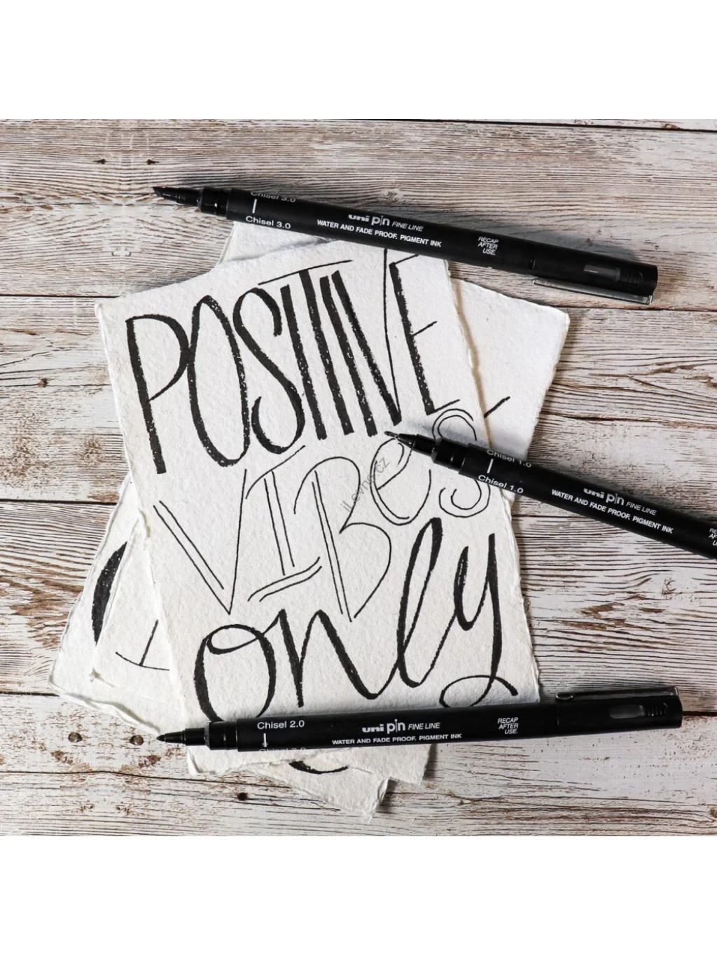 PIN Calligraphy sada 8 ks linerů, černý