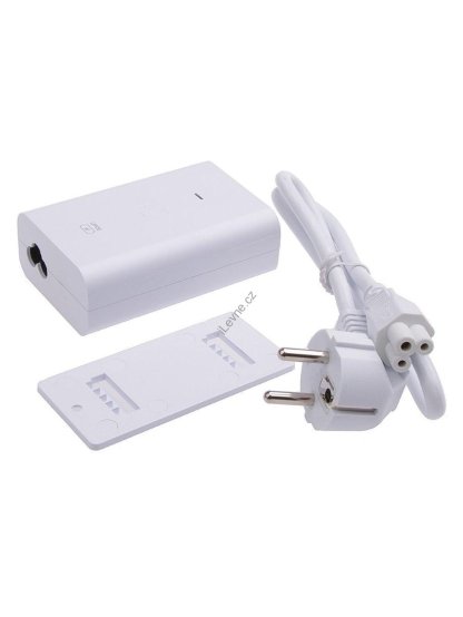 Ubiquiti UniFi PoE Adapter - Gigabit PoE injektor, 48V, 15W, včetně napájecího kabelu