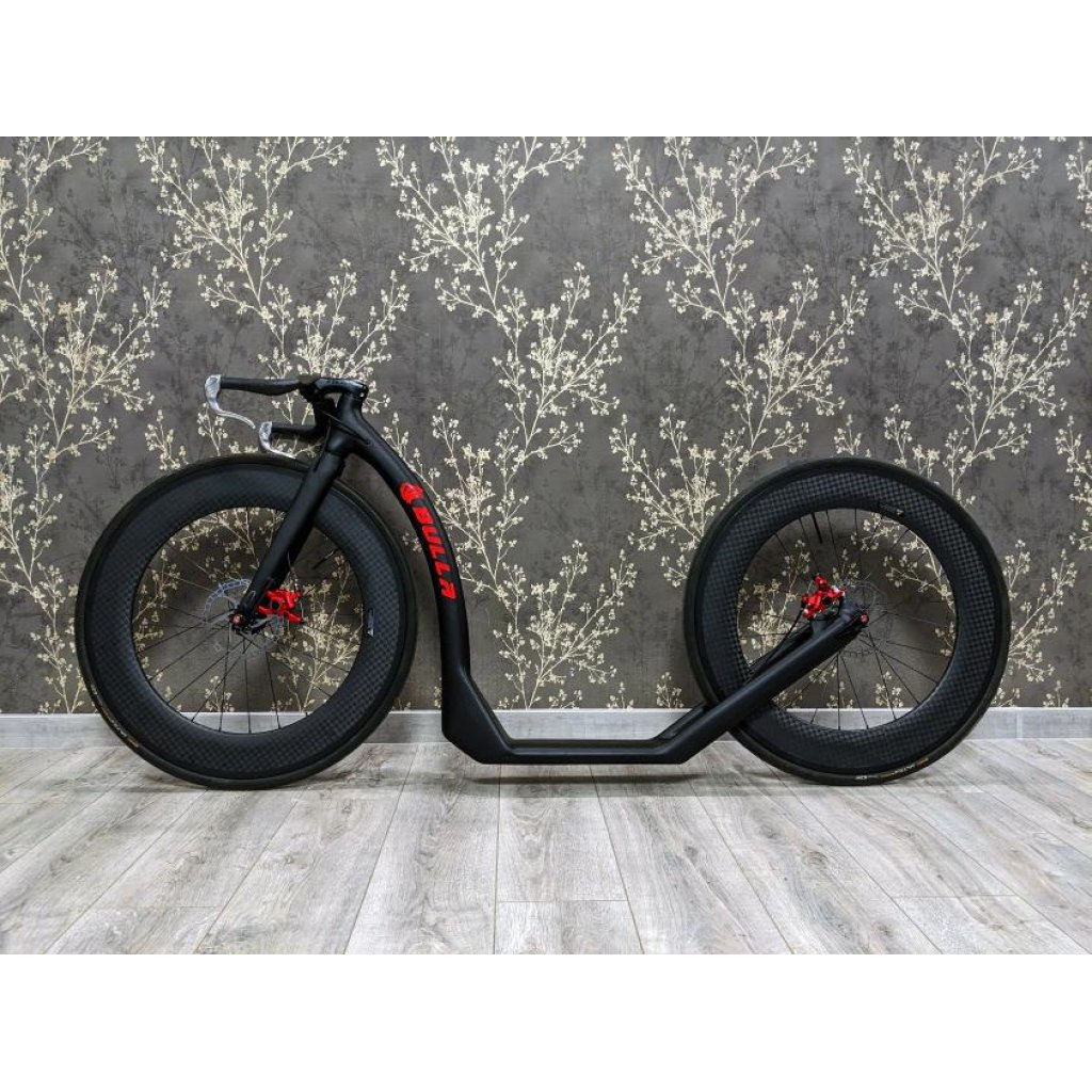 Koloběžka The Bulla ROAD - Team Carbon Boost