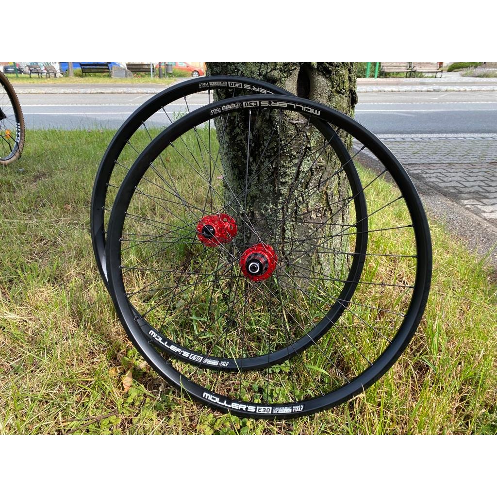 Zapletená kola 29" Ambrosio E30 BOOST, TLR, nosnost 175kg