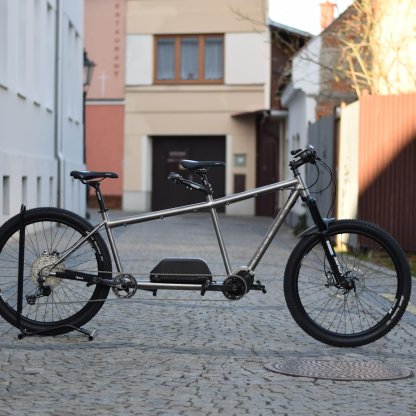 Tandemové ELEKTROKOLO Müller's 1x12 - titanový rám - 250-700W 20,3Ah