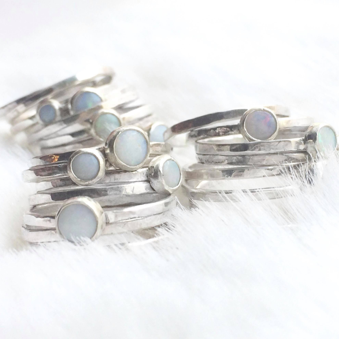 Opals from Ethiopia & recycled silver from Cooksons
by Juna
2015
