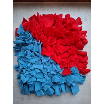 Čmuchací kobereček - červeno/modrý