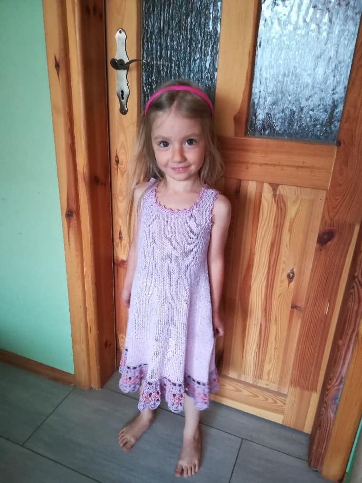 Návod na dětské pletené šaty Lavender