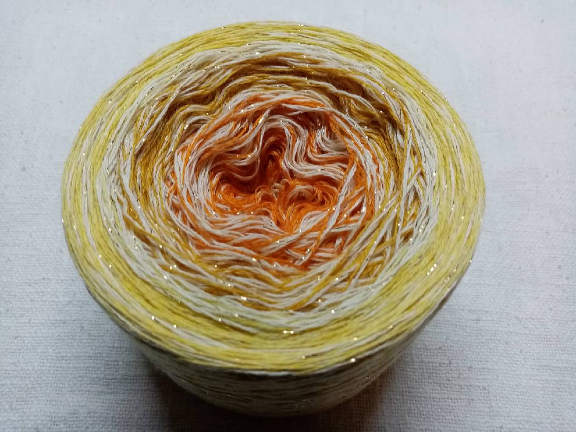 Oranžovo-curry-žluto-zlatý melír merino 3-nitka 1000m s lurexovou nitkou
