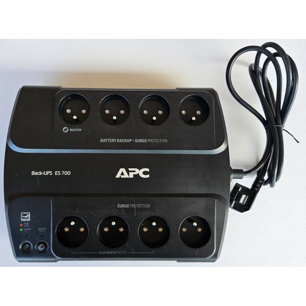 APC ES 700 (405W) - POUŽITÉ!!!
