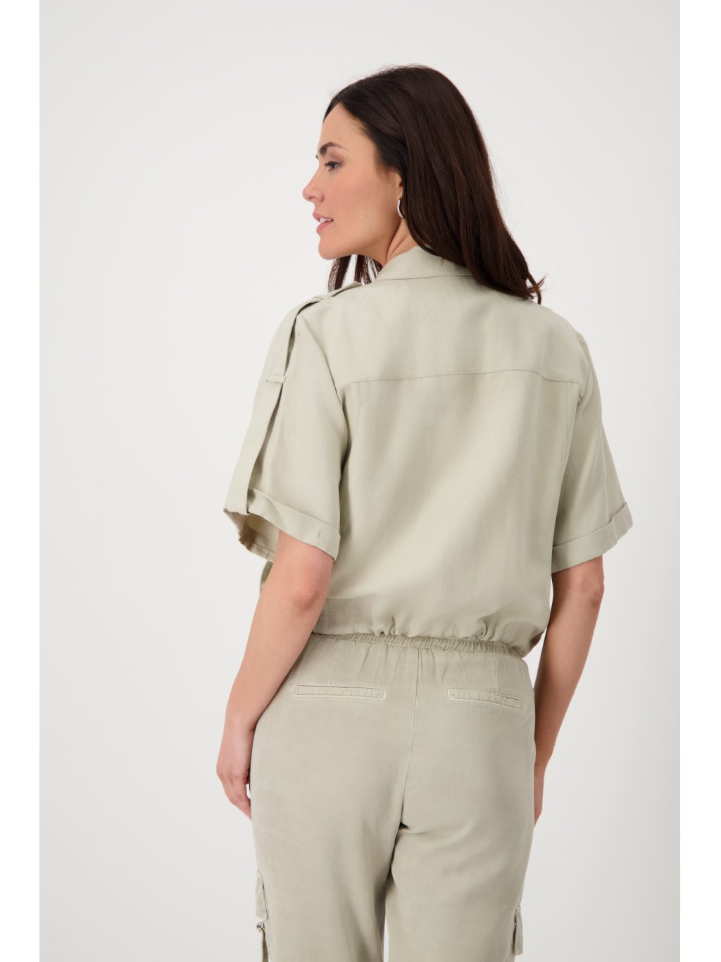 Bunda Monari 9593 světle zelená bamboo s krátkým rukávem