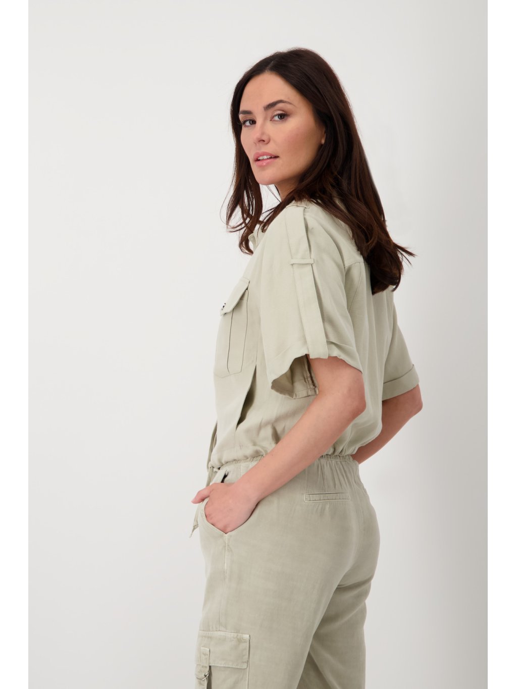 Bunda Monari 9593 světle zelená bamboo s krátkým rukávem