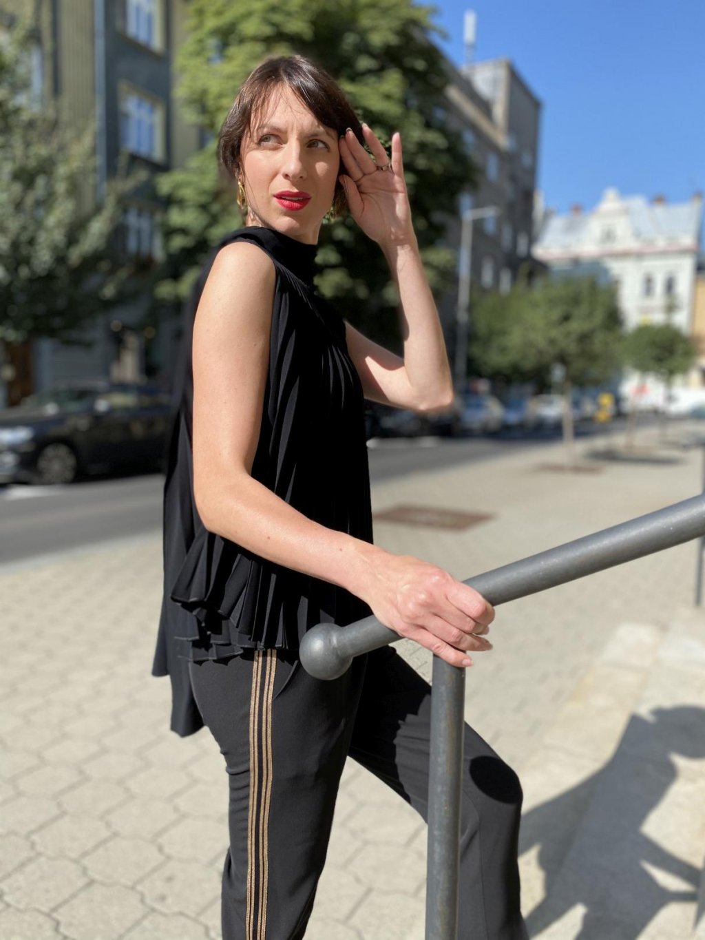 Halenka Lauren Vidal černá plisé bez rukávů