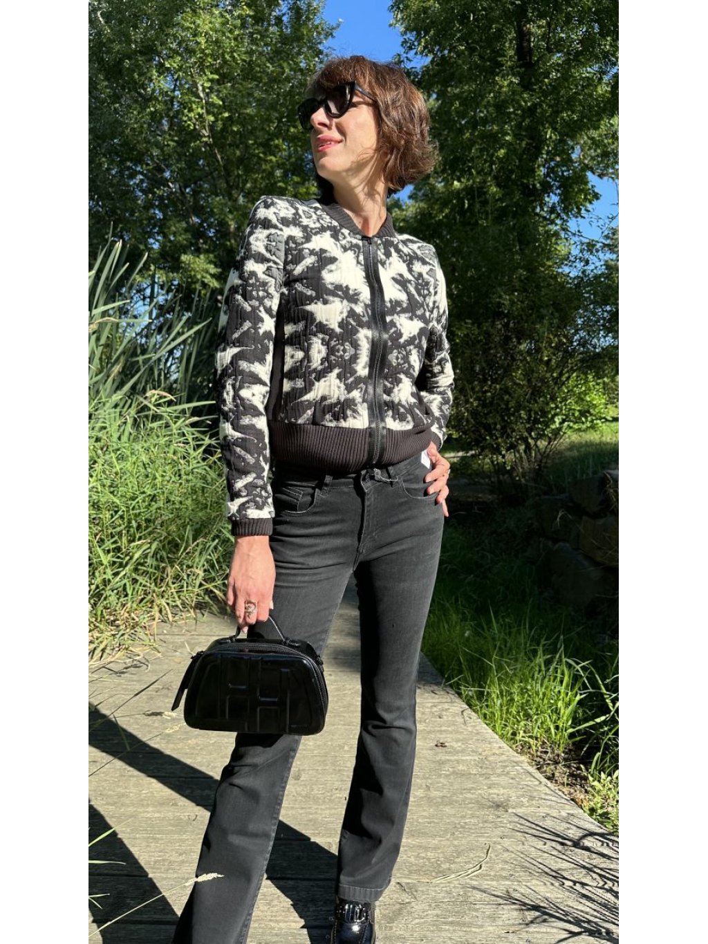 Kabelka Hispanitas B35 černá v lesku lady