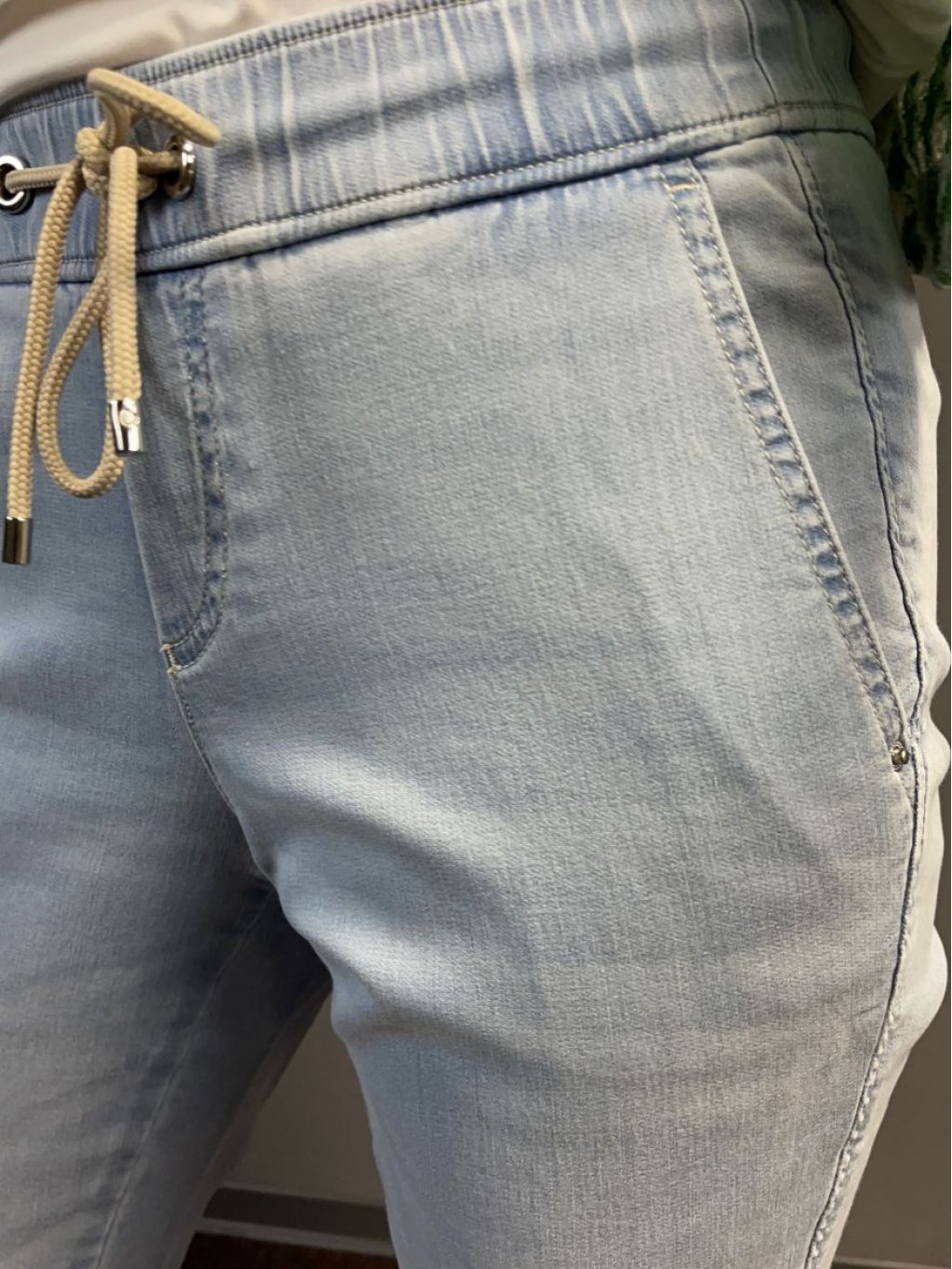 Kalhoty Atelier Gardeur Chris světle modré