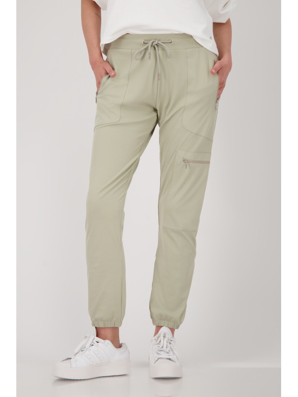 Kalhoty Monari 9590 světle zelené v cargo stylu